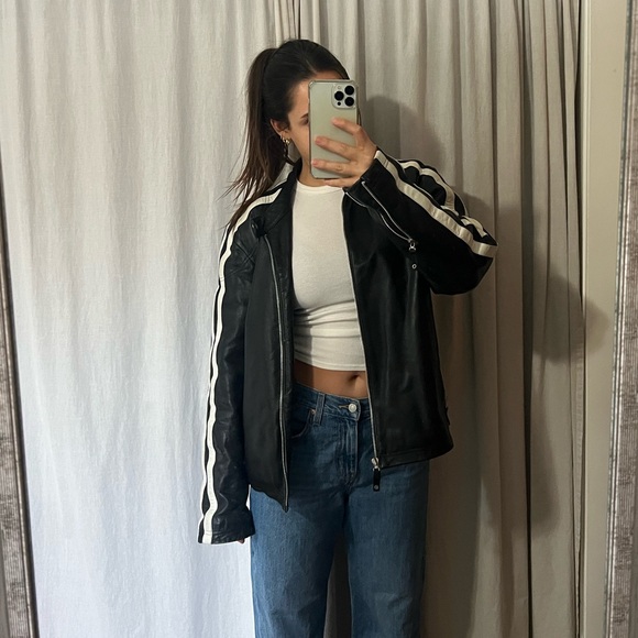 Vintage leather jacket - Picture 2 of 9